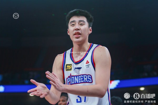 天通盈 媒体人：天津男篮没有匹配北控对杜伯超的报价 后者将加盟北控