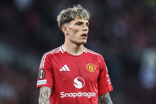 长胜配资 罗马诺：加纳乔坚持立场&只去切尔西，他正在耐心等待转会