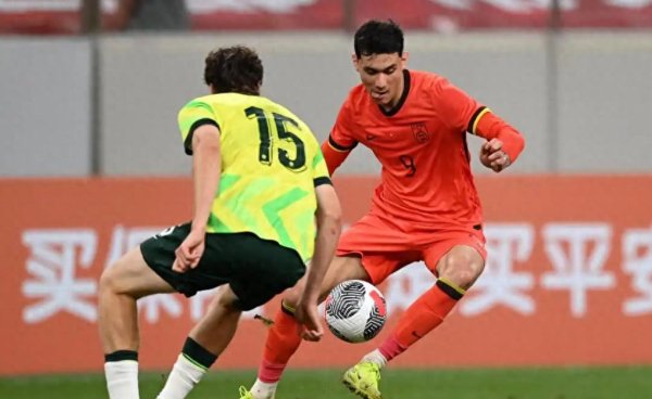 亿海智投 U23国足0: 0澳大利亚, 双双出线! 恭喜中国足球, 大功臣不是王钰栋